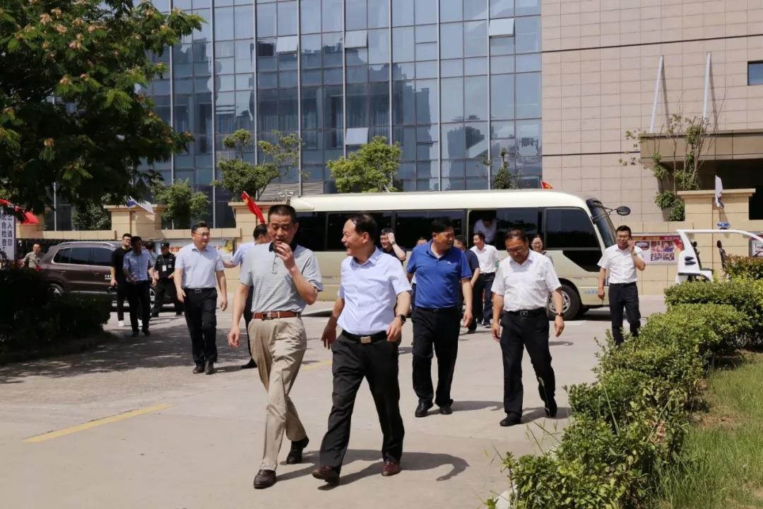 市委副書記、市長葉露中再次蒞臨索伊調研 市委副書記、市長葉露中再次蒞臨索伊調研